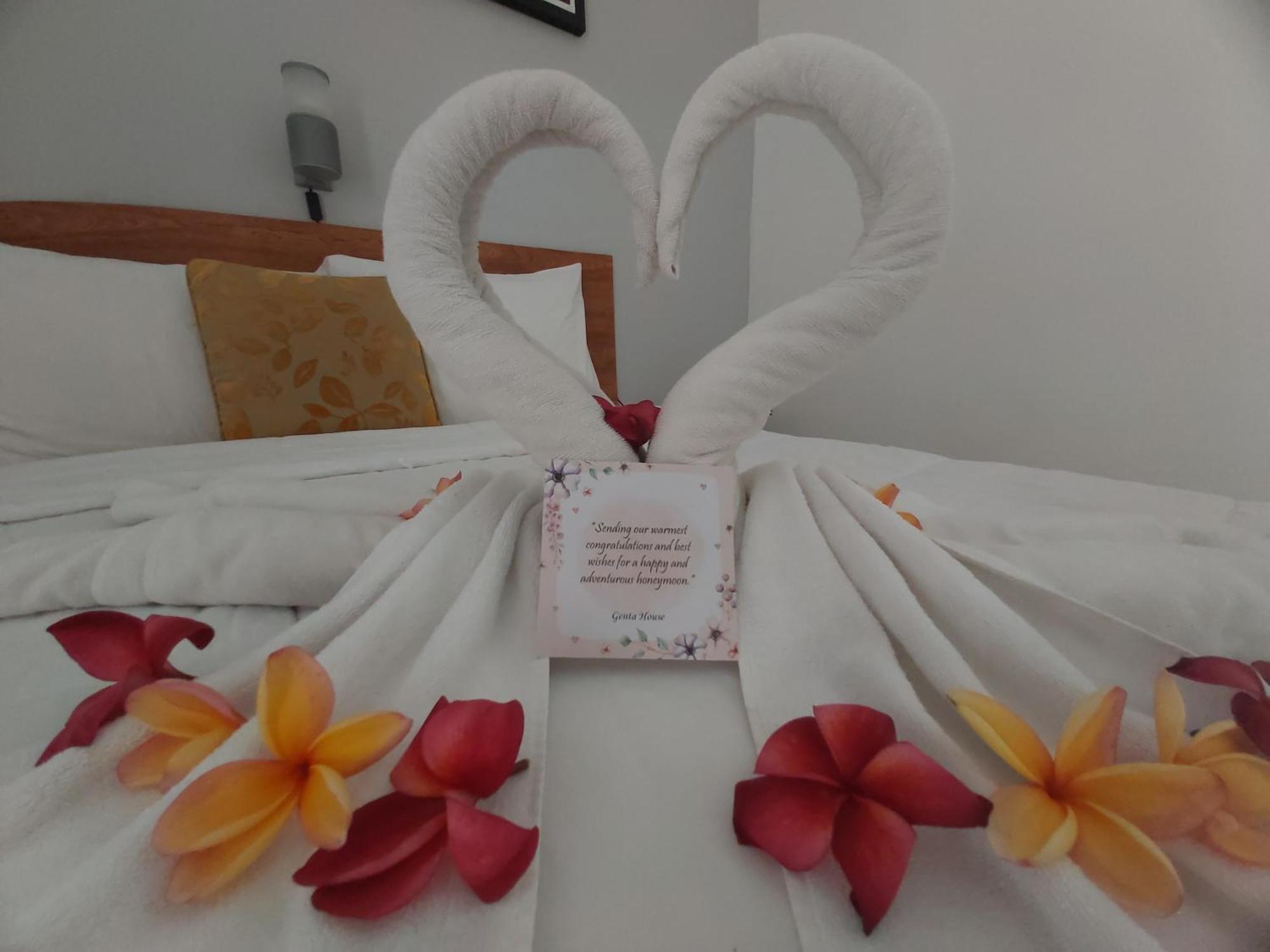 Genta House Hotel Kuta  Luaran gambar
